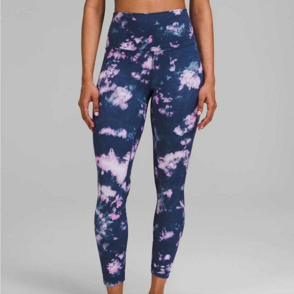 lululemon Align TM HR
Pant 28"
Size 4 brand new with tags